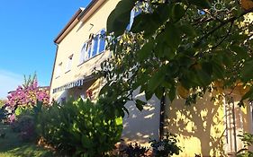 Bozica House With Apartments